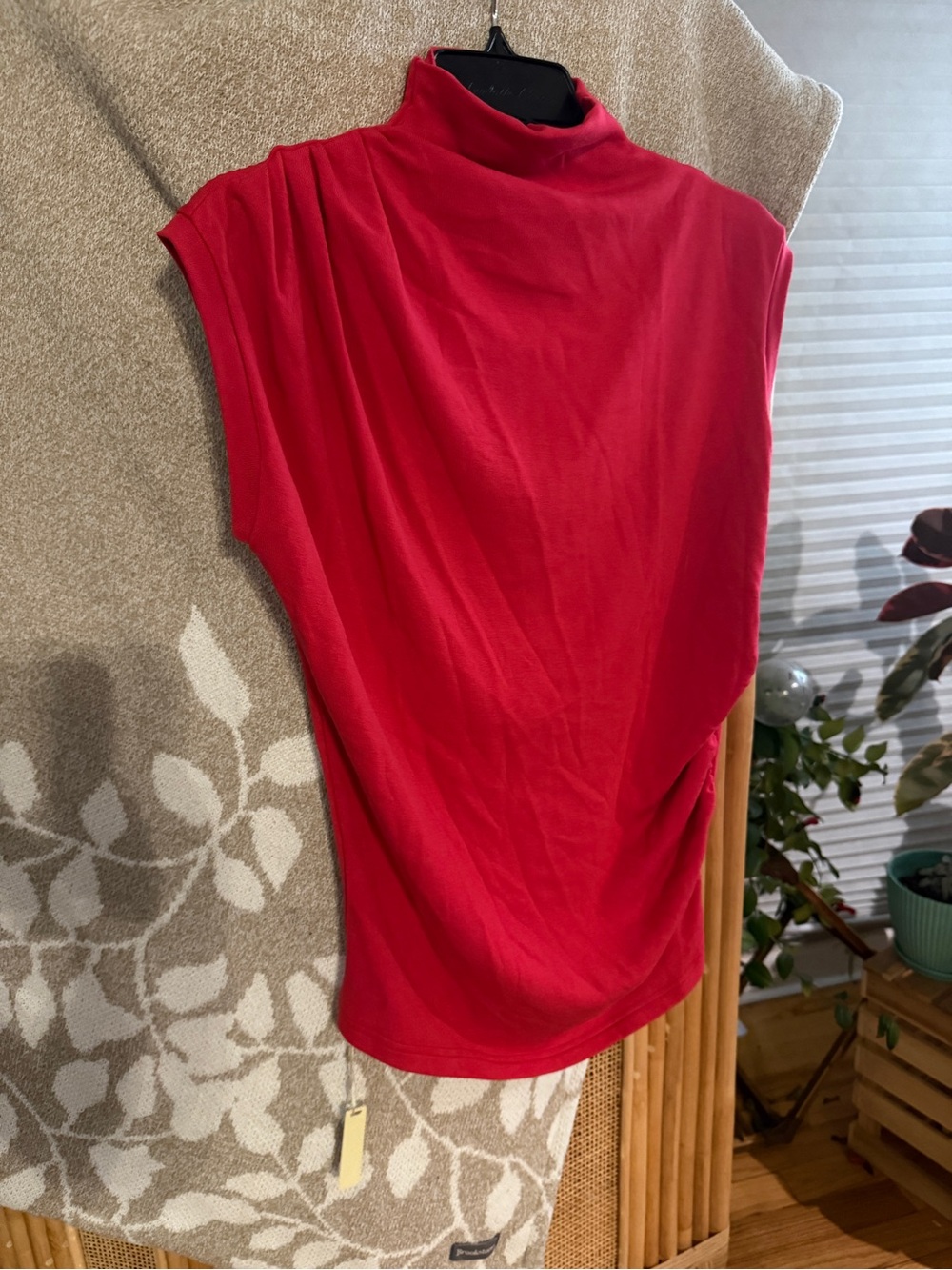 OGL Red Short Sleeve Mock Neck Top